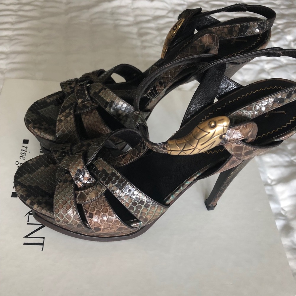 YSL Yves Saint Laurent Tribute Sandals